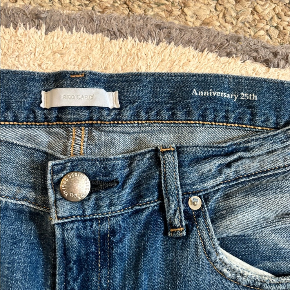 Red Card RARE Blue Jeans - Picture 3 of 13